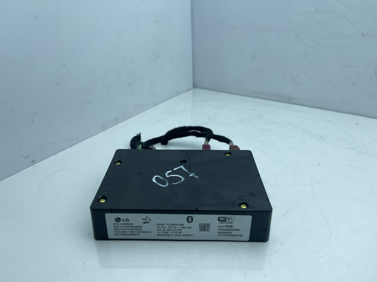 блок Bluetooth Chevrolet Equinox 3 поколение 2018, 1.5 л., бензин, АКПП, черный, внедорожник 5 дв., полный привод, 84177046, 133995030 - фото №1