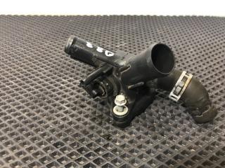 фланец (тройник) системы охлаждения Chevrolet Equinox 3 поколение 2019, 1.5 л., бензин, АКПП, синий, передний привод