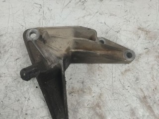 кронштейн двигателя Chevrolet Cruze 1 поколение (2009 - 2012), 1.8 л., бензин, АКПП, 13248670