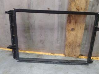 кронштейн радиатора Volvo S80 1 поколение (1998 - 2003), 2.4 л., бензин, 9492961