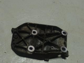 кронштейн компрессора кондиционера Honda Civic 7 поколение 2001, 1.6 л., бензин