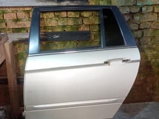 дверь задняя левая Chrysler Pacifica 1 поколение (2003 - 2008)