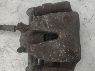 суппорт задний правый Toyota Corolla Verso 2 поколение AR10 2007