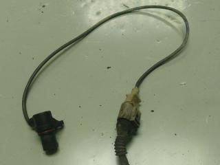 датчик коленвала Volkswagen Passat B5 (1996 - 2001), 1.6 л., бензин