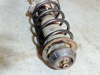 стойка передняя левая Toyota Aygo 1 поколение (2005 - 2008), 1.0 л., бензин, МКПП