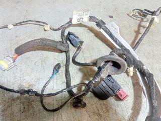 дверная проводка Opel Astra H (2004 - 2007), 13208868