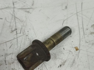 болт двигателя Mitsubishi Lancer 8 поколение 1998, 1.3 л., бензин, АКПП, седан