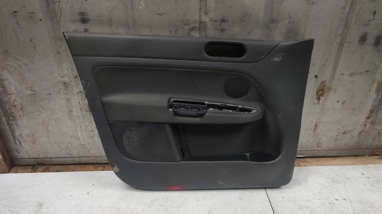 обшивка двери передняя левая Volkswagen Golf Plus 1 поколение (2005 - 2009) - фото №1