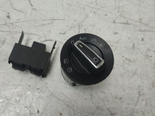 переключатель света Volkswagen Caddy 3 поколение (2004 - 2010), 1.8 л., бензин, МКПП, 8D941431