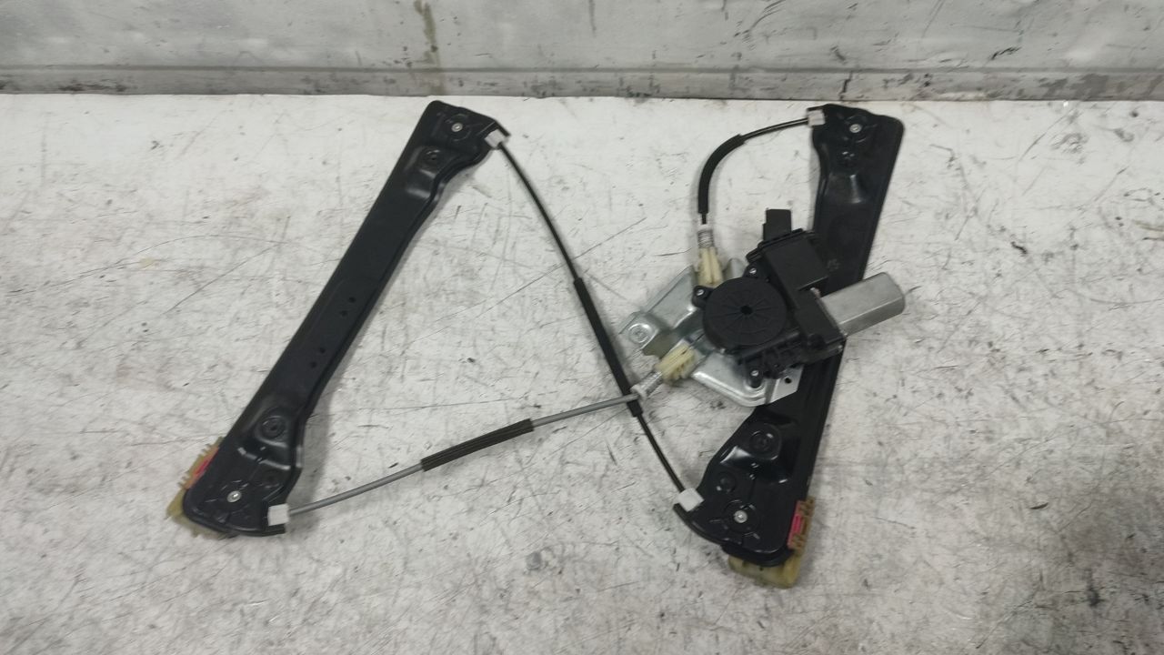 стеклоподъемник передний правый Buick LaCrosse 2 поколение (2009 - 2013) - фото №1