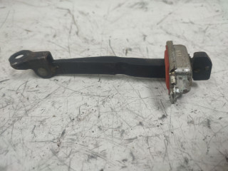 ограничитель открывания двери Kia Cerato 2 поколение (2009 - 2013), 79380-1M000