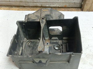 кожух аккумулятора Ford C-Max 1 поколение 2003, 1.8 л., бензин, МКПП