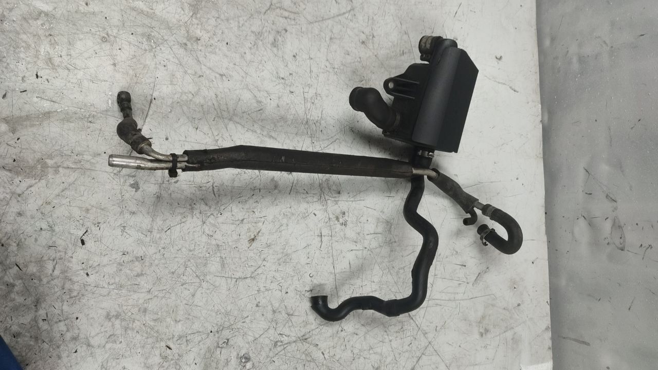 маслоотделитель (сапун) Volvo S60 1 поколение 2003, 2.4 л., бензин, АКПП, 1271988 - фото №1