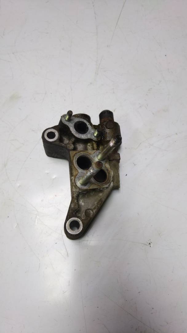 кронштейн клапана EGR Mazda 3 BK 2005, 1.6 л., бензин, Z60120330A - фото №1