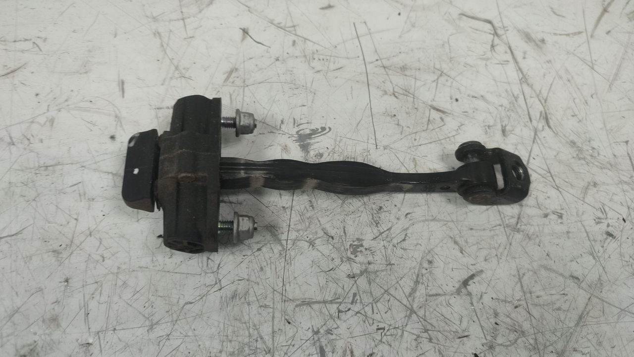 ограничитель открывания двери Ford Escape 3 поколение C520 (2012 - 2015) - фото №1