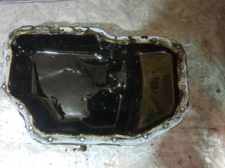 масляный поддон Toyota Avensis Verso 1 поколение (2001 - 2003), 2.2 л., дизель, 121020R010