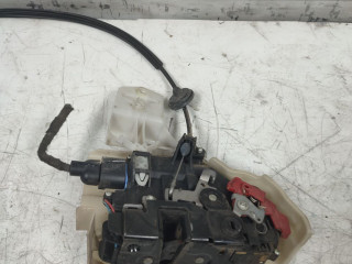 замок двери задней правой Volkswagen Touran 1 поколение (2003 - 2006), 1.8 л., бензин, АКПП, передний привод