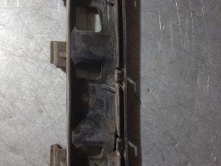 Крепление бампера переднего Volkswagen Passat B6 2006, седан, 3C0807184