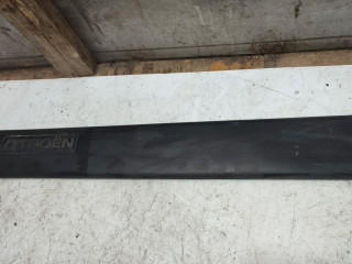 молдинг двери передней левой Citroen Berlingo 1 поколение (M59) [рестайлинг] (2004 - 2013), 9619030577