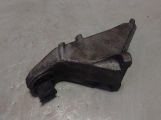 кронштейн двигателя Audi A6 4A/C4 (1994 - 1997), 2.5 л., дизель, 4A0199307A