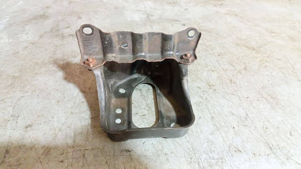 кронштейн КПП Toyota Corolla Verso 2 поколение AR10 (2004 - 2007), 2.2 л., дизель, МКПП - фото №1