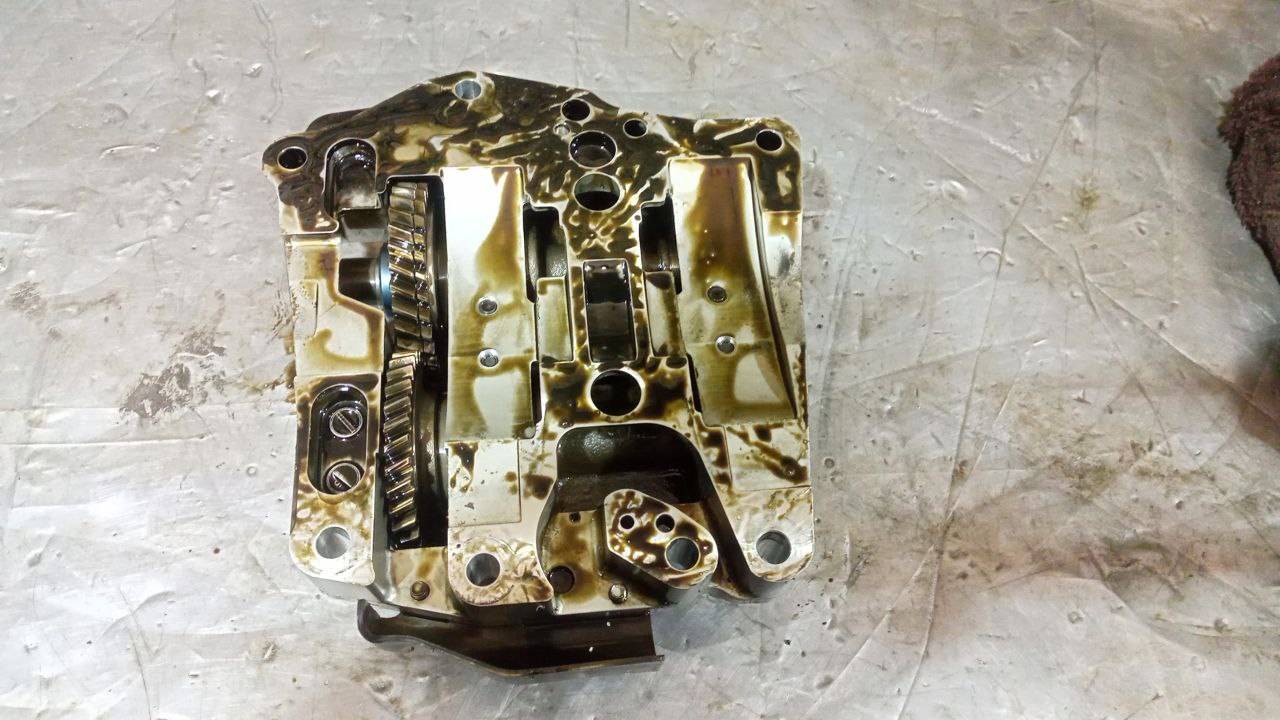 вал балансирный Toyota Avensis Verso 1 поколение (2001 - 2003), 2.2 л., дизель - фото №1