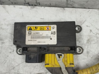 блок AirBag Chevrolet Cruze 1 поколение (2009 - 2012), 1.8 л., бензин, АКПП, 13505823