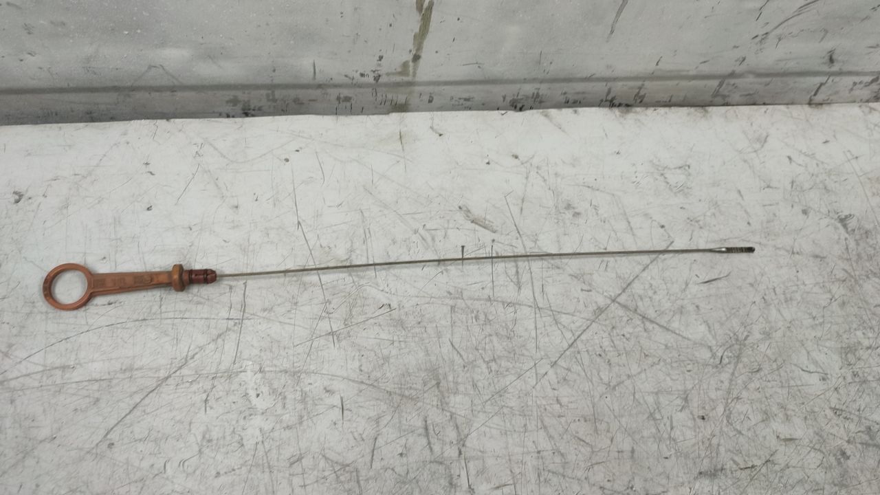 щуп двигателя Chevrolet Cruze 1 поколение (2009 - 2012), 1.6 л., бензин, АКПП - фото №1