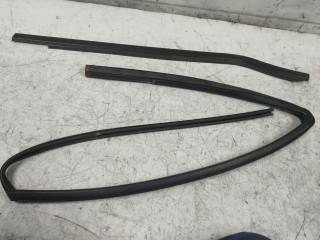 Уплотнитель стекла Daewoo Matiz M150 [рестайлинг] (2000 - 2016), 0.8 л., бензин, МКПП