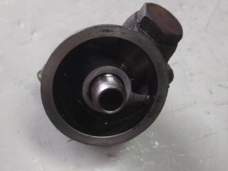 кронштейн масляного фильтра Audi A6 4A/C4 (1994 - 1997), 2.5 л., дизель, 046115417B