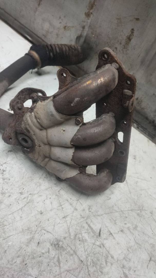 коллектор выпускной Honda Accord 6 поколение (1997 - 2002), 2.0 л., бензин, МКПП - фото №1