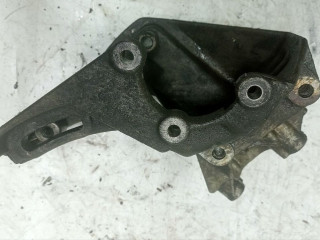 кронштейн генератора Renault Kangoo 1 поколение (1997 - 2003), 1.9 л., дизель