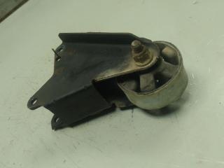 кронштейн КПП Renault Scenic 1 поколение (1996 - 1999), 1.6 л., бензин, 7700841332