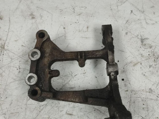 кронштейн компрессора кондиционера Cadillac CTS 2 поколение (2007 - 2014), 2.8 л., бензин, АКПП, задний привод