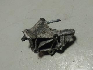 кронштейн двигателя Ford Focus 1 поколение (1998 - 2001), 1.6 л., бензин, 98MM6R001A1A