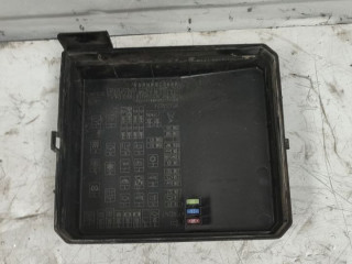 крышка блока предохранителей Mitsubishi Lancer 10 поколение 2010, 1.8 л., бензин, МКПП, 8565A024