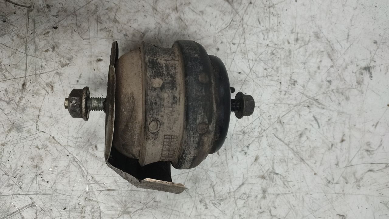 подушка крепления двигателя Cadillac CTS 2 поколение (2007 - 2014), 2.8 л., бензин, АКПП, задний привод - фото №1