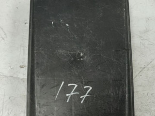 короб предохранителей Volkswagen Passat B5 (1996 - 2001), 8D0927355A, 8D0927613