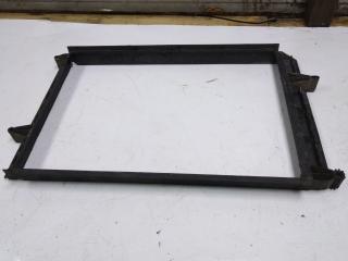 кронштейн радиатора Volvo S80 1 поколение (1998 - 2003), 2.4 л., бензин, 9492961