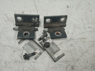 петля двери Volvo S60 1 поколение (2000 - 2004)