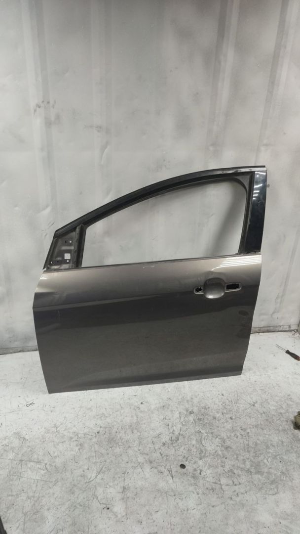 дверь передняя левая Ford Focus 3 поколение (2011 - 2015), BM51-A20125-AF - фото №1