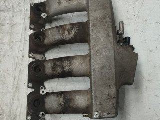 коллектор впускной Volkswagen Passat B5 [рестайлинг] (2000 - 2005), 1.8 л., бензин, МКПП, 06B133223AG