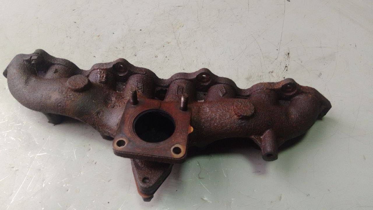 коллектор выпускной Dodge Caravan 4 поколение (2000 - 2007), 2.8 л., дизель, 5066794AA - фото №1