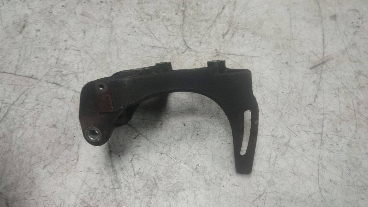 кронштейн генератора Honda Accord 6 поколение (1997 - 2002), 2.0 л., бензин, МКПП - фото №1