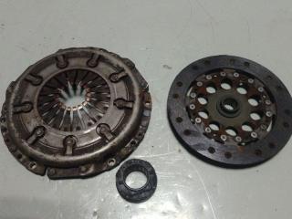комплект сцепления Volkswagen Passat B5 (1996 - 2001), 1.6 л., бензин, МКПП, 050141033N