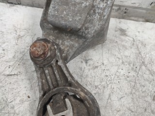 подушка крепления двигателя Renault Megane 2 поколение 2005, 1.5 л., дизель, 8200277229
