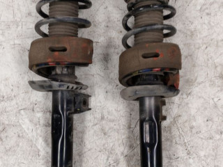 стойка передняя Volkswagen Touran 1 поколение (2003 - 2006), 1.8 л., бензин, АКПП