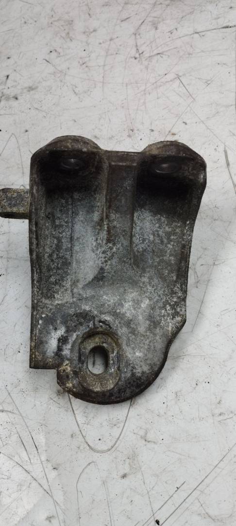 кронштейн двигателя Nissan Teana J32 (2008 - 2014), 2.5 л., бензин, 11274JP00B - фото №1