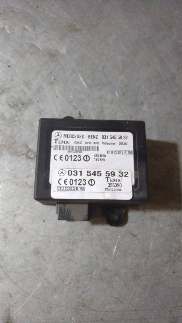 блок управления центральным замком Mercedes-Benz Vito W638 (1996 - 2003), 0315455932 - фото №1