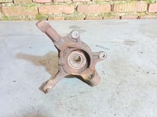 кулак поворотный левый Toyota Yaris P1 [рестайлинг] 2003